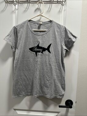 Anvil Gray Mommy Shark Graphic Tee